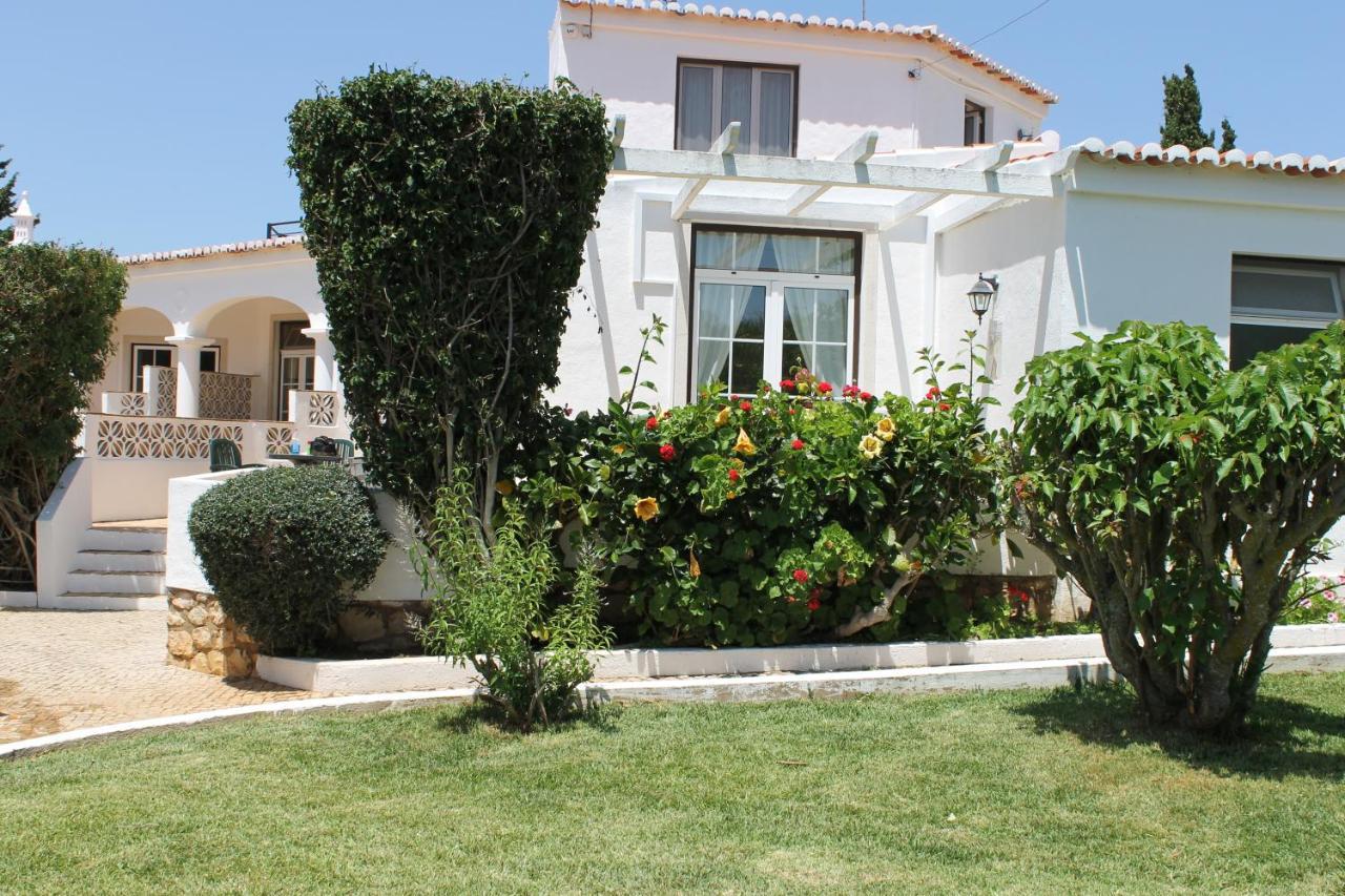 Casa Beachcomber Le Jardin Des Arts Lagos Exterior photo