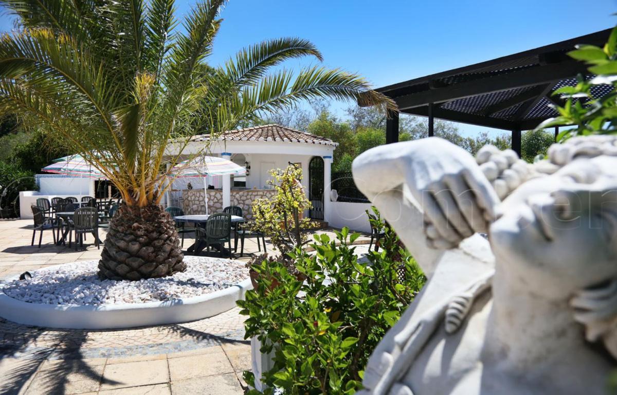 Casa Beachcomber Le Jardin Des Arts Lagos Exterior photo