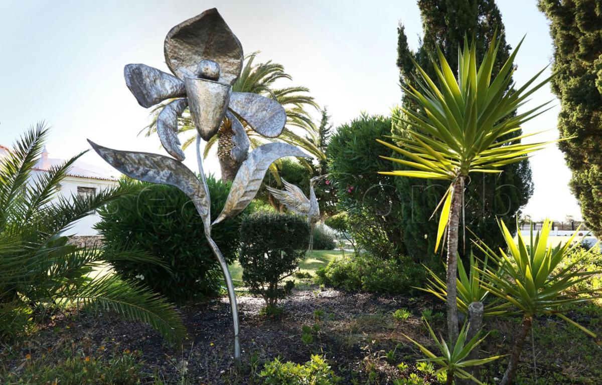 Casa Beachcomber Le Jardin Des Arts Lagos Exterior photo